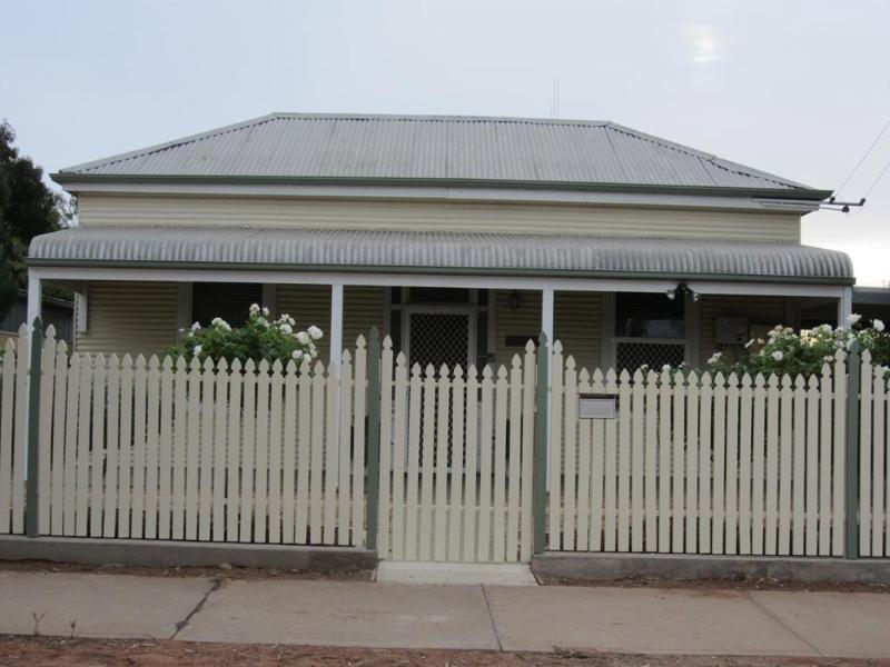 Maeville Cottage Broken Hill Εξωτερικό φωτογραφία